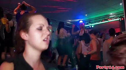 Bahis grup lezbiyen sex
