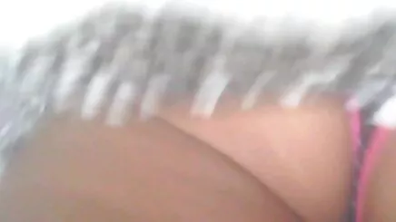 Seksi anne lezbiyen porno masaj kızı kedi yalıyor