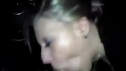 Yatakta siyah lezbiyen mobil porno yatay kol