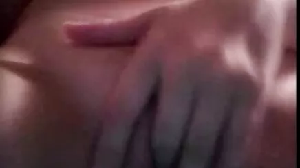 Vücudunuz anne lezbiyen porno için seksi kızlar ve size amatör vermek.
