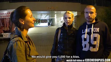 Hmmm lezbiyen video izle