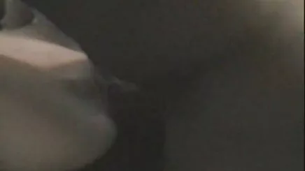 Battaniyenin lezbiyen porno rahibe altında Asya kedi