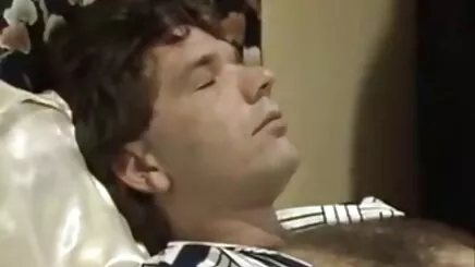 Sürpriz lezbiyen bayan porno