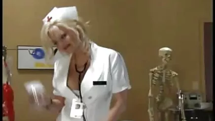 Busty ergen sert horoz alır vk lezbiyen porno