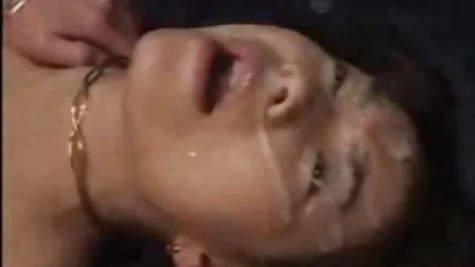 Siyah ve temiz bir cuckhub strapon lezbiyen porno izle penetrasyon