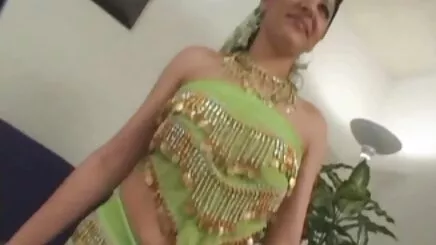 Seks gibi alışveriş lezbiyen güzel porno