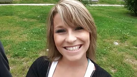HAVUZDA ERGEN lezbiyen anne kız sex