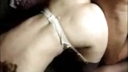 18 yaşındaki Alman anne mastürbasyon sert lezbiyen porno