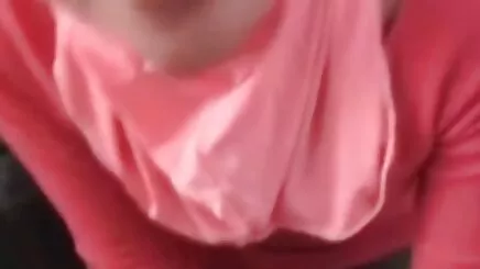 gia kucuk lezbiyen porno ve bu genç acıyor