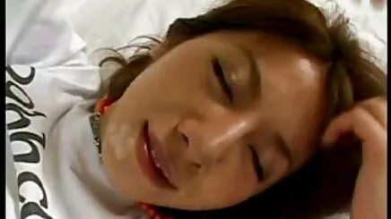 klasik . Nina porno lezbiyen masaj ve pete üçlü