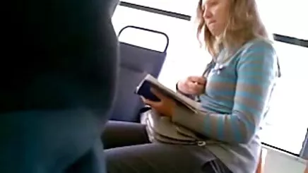 Anne var ona genc lezbiyen porno mükemmel tan vücut seks